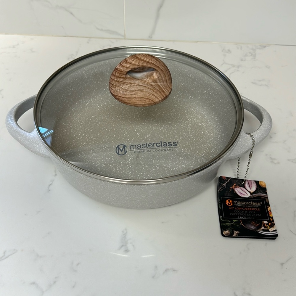 Master class premium collection 2.6 QT casserole